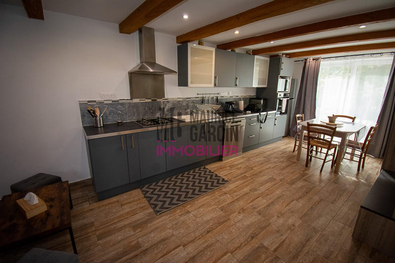 Mas - 376 m² - 15 pièces