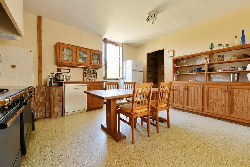 Maison en pierre - 274 m² - 11 pièces