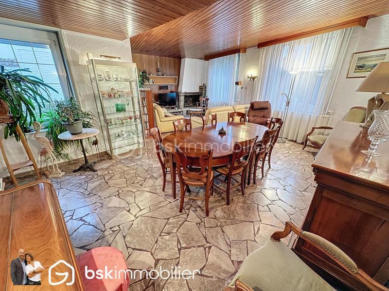 Corps de ferme - 180 m² - 7 pièces