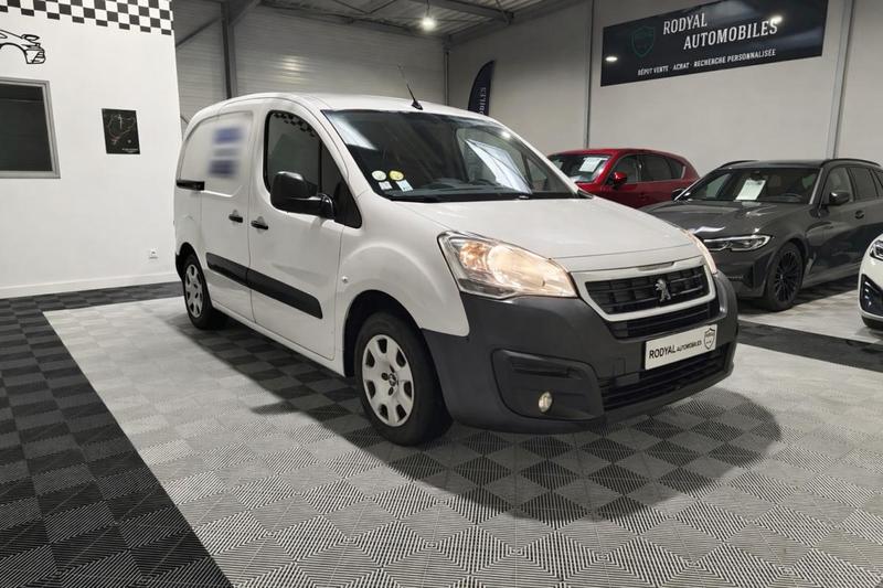 Peugeot Partner (B9) Utilitaire Phase 2 L1 600kg 1.6 Blue HDi Fap Fourgon Etg6 s&amp;S 99 cv Boîte auto