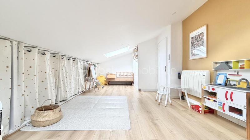 Duplex - 92 m² - 5 pièces