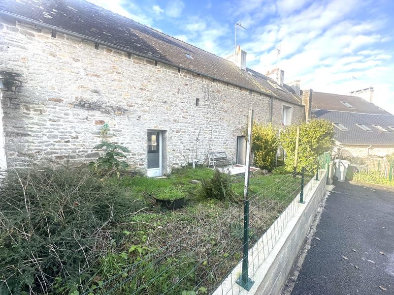 Maison - 93 m² - 4 pièces