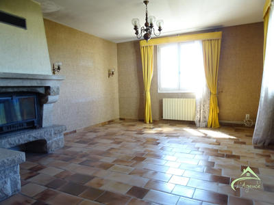 Maison ancienne - 102 m² - 3 pièces