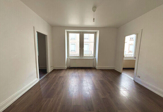 Appartement - 60 m² - 4 pièces