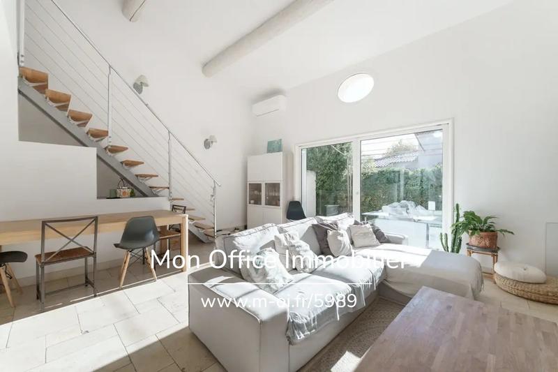 Maison - 95 m² - 4 pièces