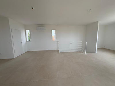 Maison - 100 m² - 3 pièces