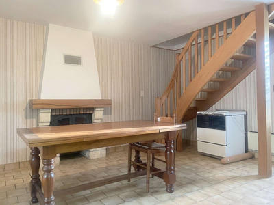 Maison - 90 m² - 4 pièces