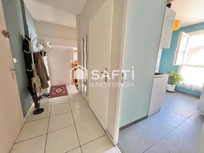 Appartement - 104 m² - 5 pièces