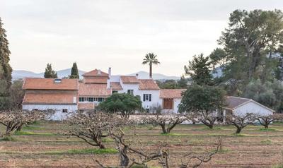 Bastide - 650 m² - 15 pièces