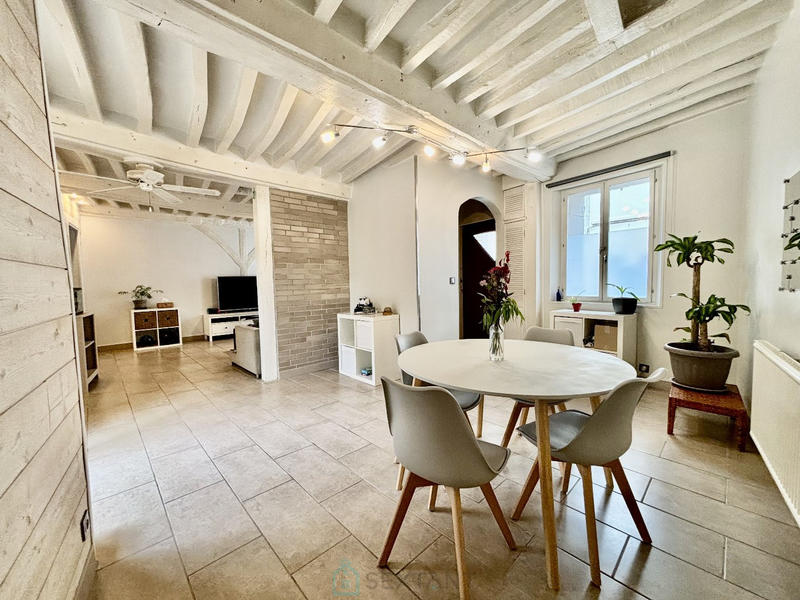 Maison - 150 m² - 7 pièces