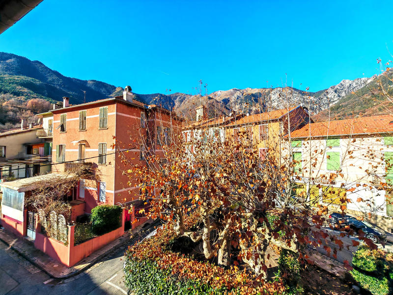 Appartement - 105 m² - 4 pièces