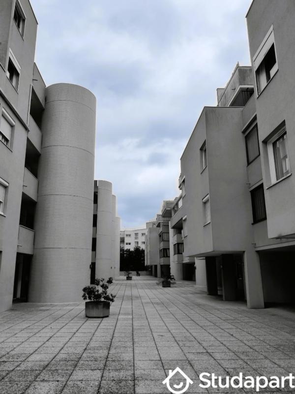 Chambre - 10 m² - 1 pièce