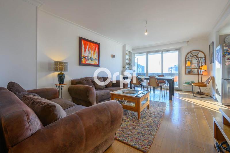 Appartement - 95 m² - 3 pièces