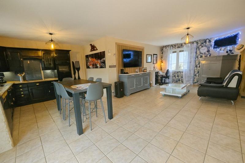 Maison - 150 m² - 5 pièces