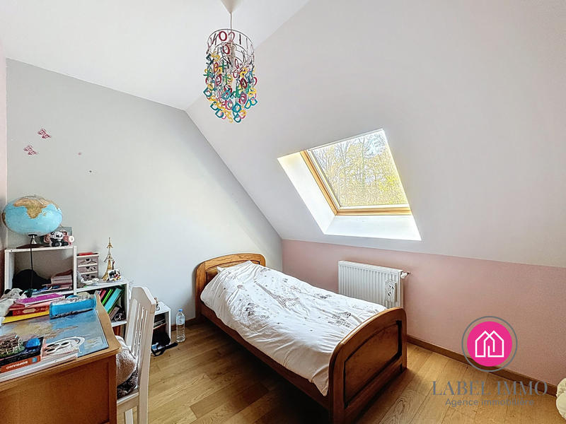 Maison - 162 m² - 9 pièces