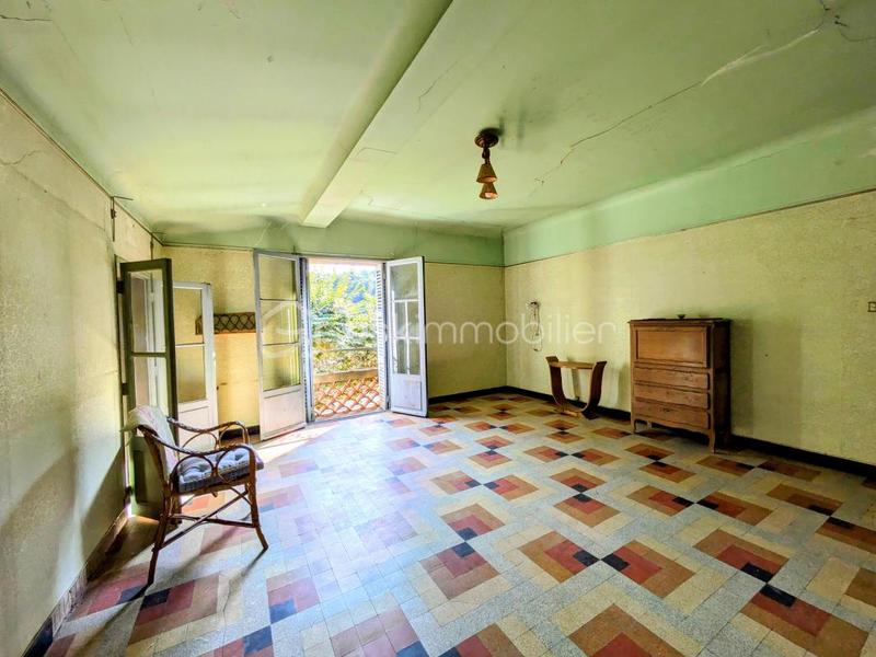 Maison de village - 182 m² - 8 pièces