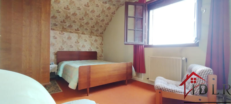 Maison - 148 m² - 9 pièces