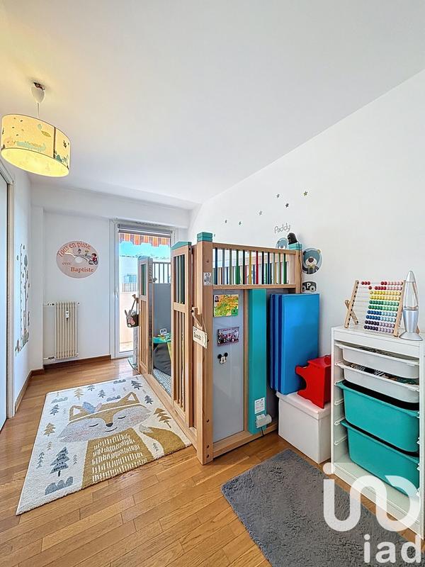 Appartement - 77 m² - 4 pièces