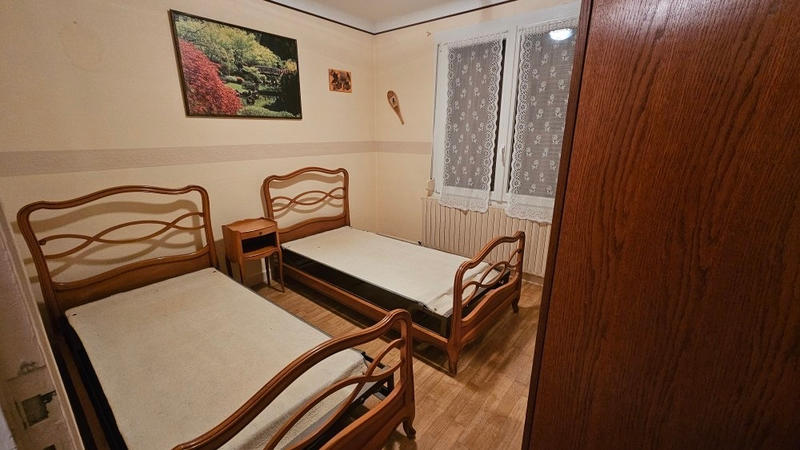 Maison - 99 m² - 5 pièces