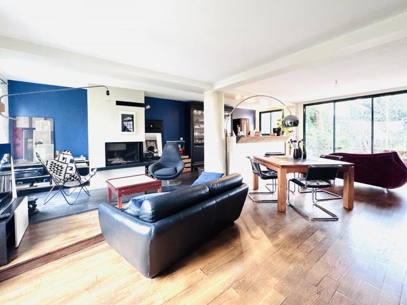 Maison - 200 m² - 6 pièces