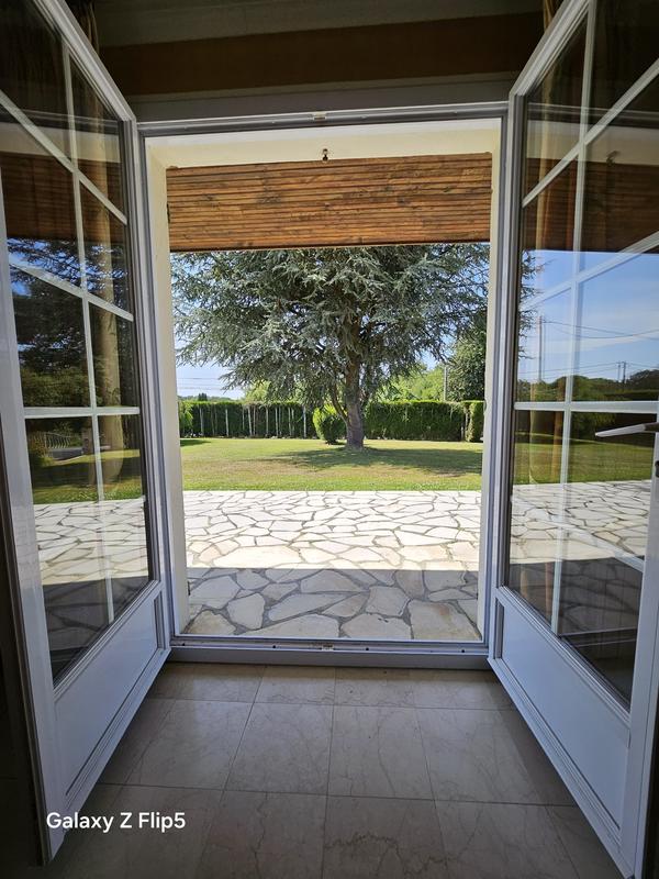 Maison - 180 m² - 9 pièces