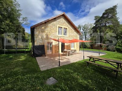 Maison - 289 m² - 11 pièces