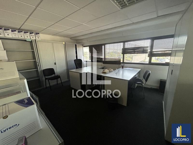 Bureau - 180 m²