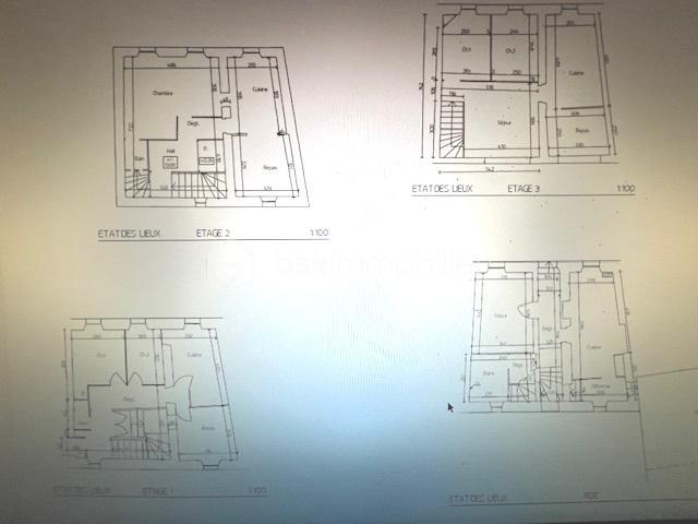 Immeuble - 180 m² - 14 pièces