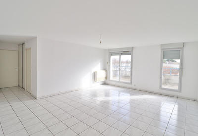 Appartement - 87 m² - 4 pièces