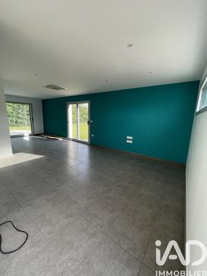 Maison - 99 m² - 4 pièces