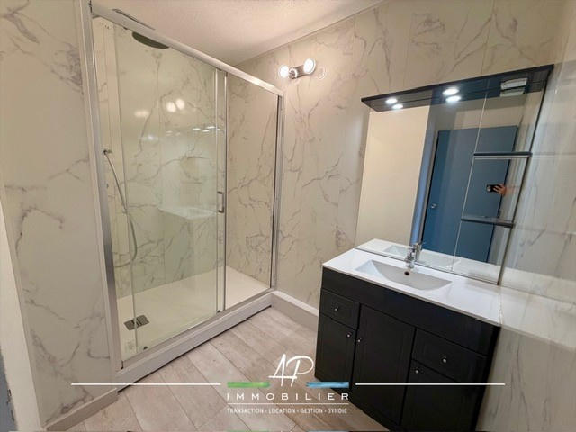 Appartement - 76 m² - 3 pièces