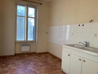 Maison - 76 m² - 5 pièces