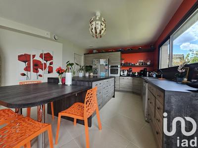 Maison - 176 m² - 6 pièces