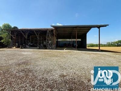 Maison - 244 m² - 5 pièces