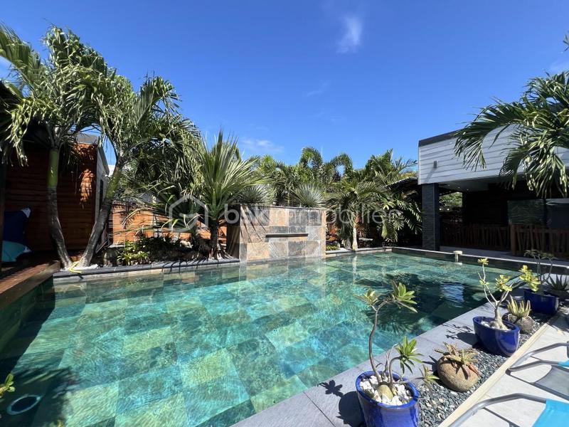 Propriété - 374 m² - 13 pièces