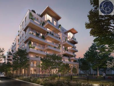 Appartement - 81 m² - 5 pièces