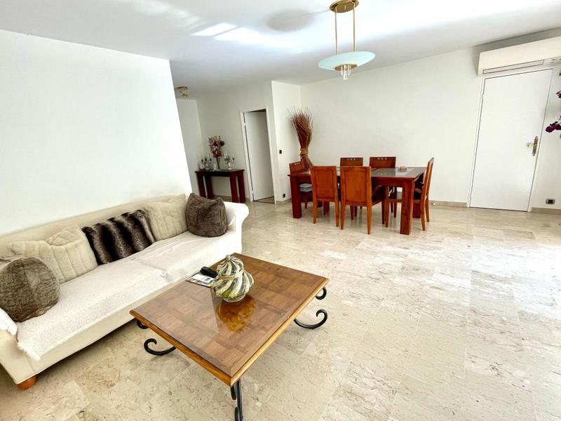 Appartement - 67 m² - 2 pièces