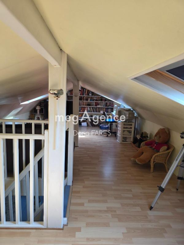 Maison - 141 m² - 6 pièces