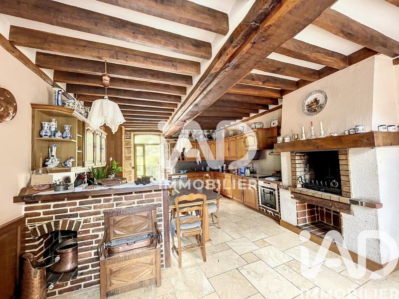 Maison - 360 m² - 12 pièces