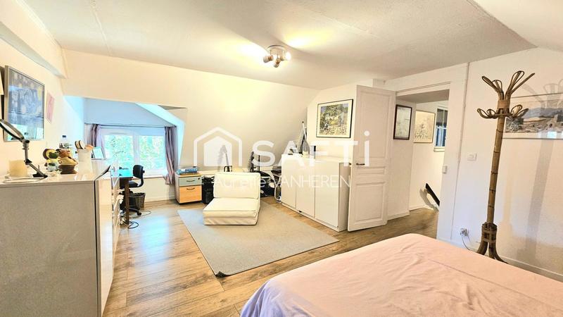 Maison - 175 m² - 7 pièces