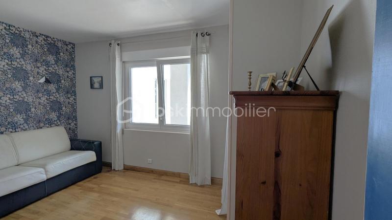 Maison - 227 m² - 8 pièces