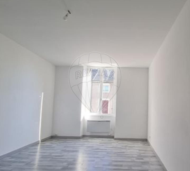 Immeuble - 261 m² - 13 pièces