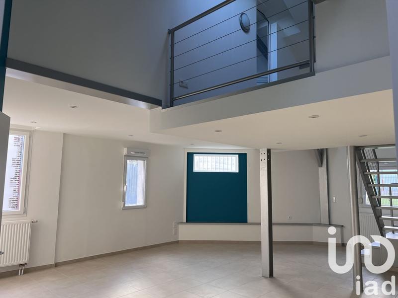 Appartement - 81 m² - 2 pièces