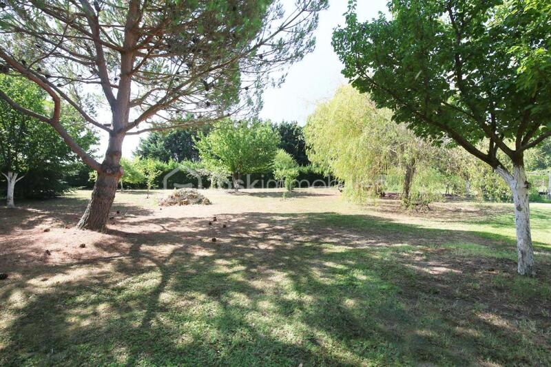 Maison - 180 m² - 6 pièces