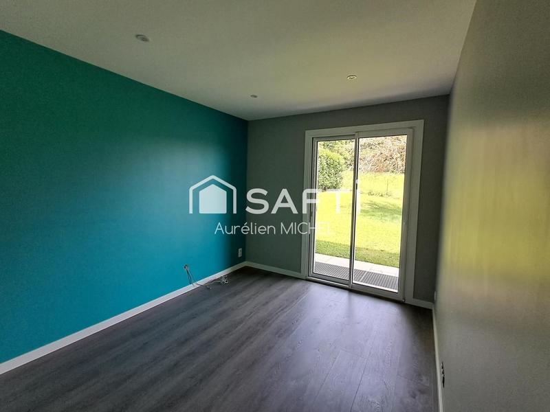 Maison - 245 m² - 9 pièces