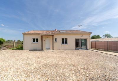 Maison - 92 m² - 4 pièces