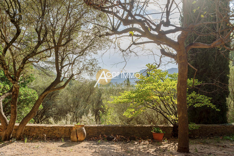 Maison - 400 m² - 10 pièces