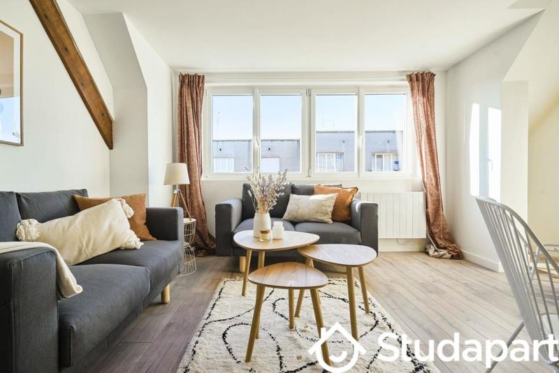 Chambre - 10 m² - 1 pièce