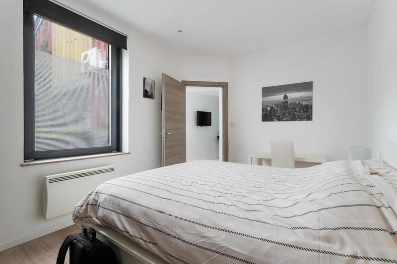 Maison - 285 m² - 12 pièces