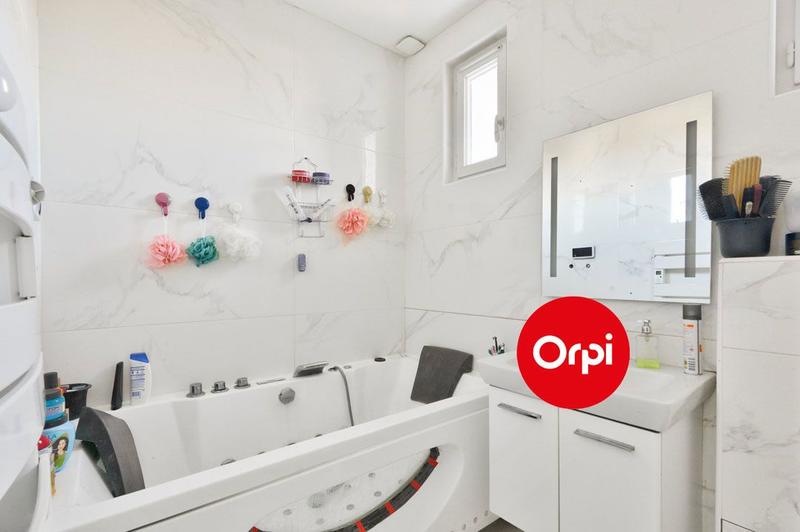 Maison - 176 m² - 6 pièces